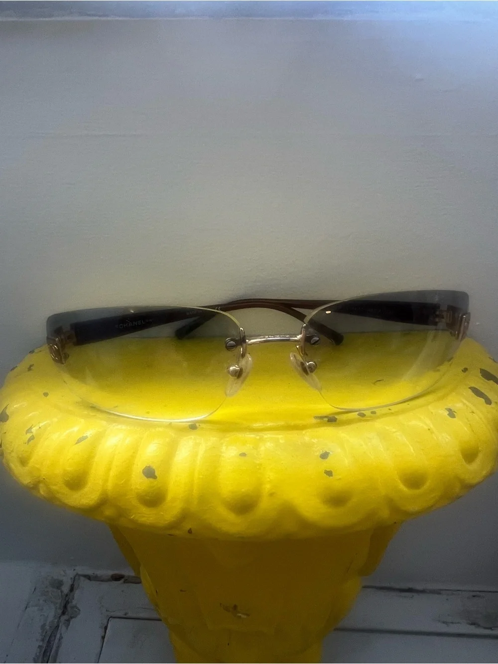 Vintage CHANEL 4018 Rimless CC Sunglasses Gold Brown Y2K